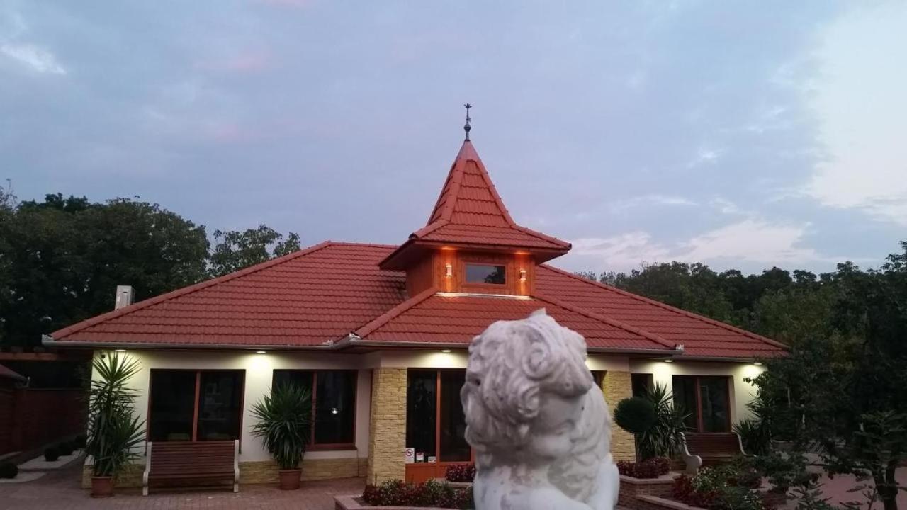 Bornemisza Kuria Wellness Resort Tiszabecs Zewnętrze zdjęcie